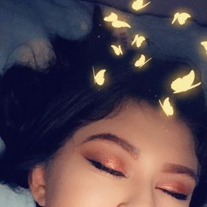 Meet your Posher, Fabiola